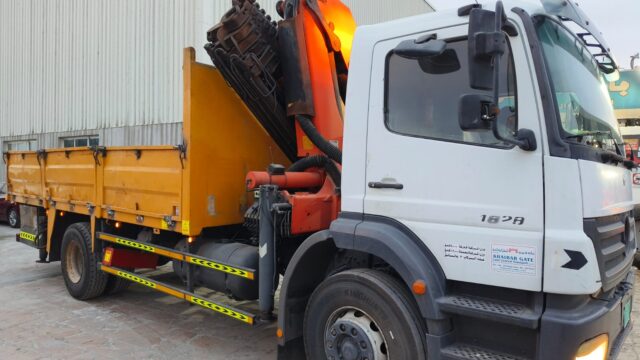 12 Ton Hiab Truck Mounted Crane for Sale